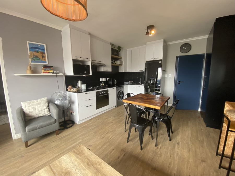 To Let 2 Bedroom Property for Rent in Beachfront Western Cape